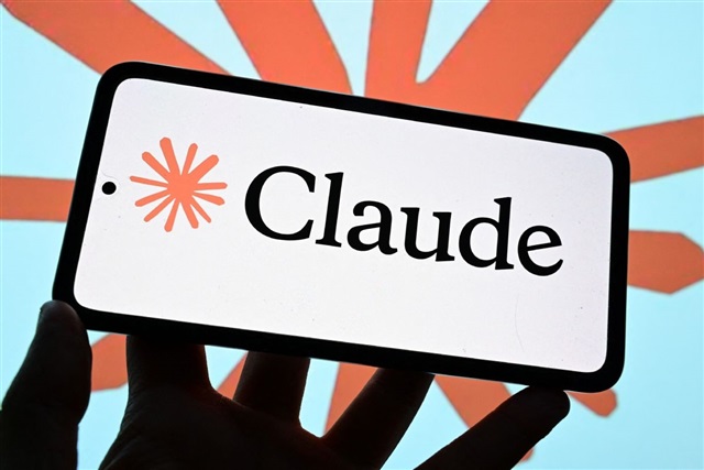 Claude AI branding; Anthropic is tightening enforcement against China-linked access
