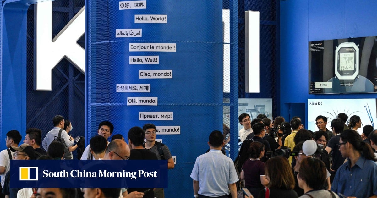 US and Chinese flags, as Chinese tech firms decline meetings with a US congressional commission