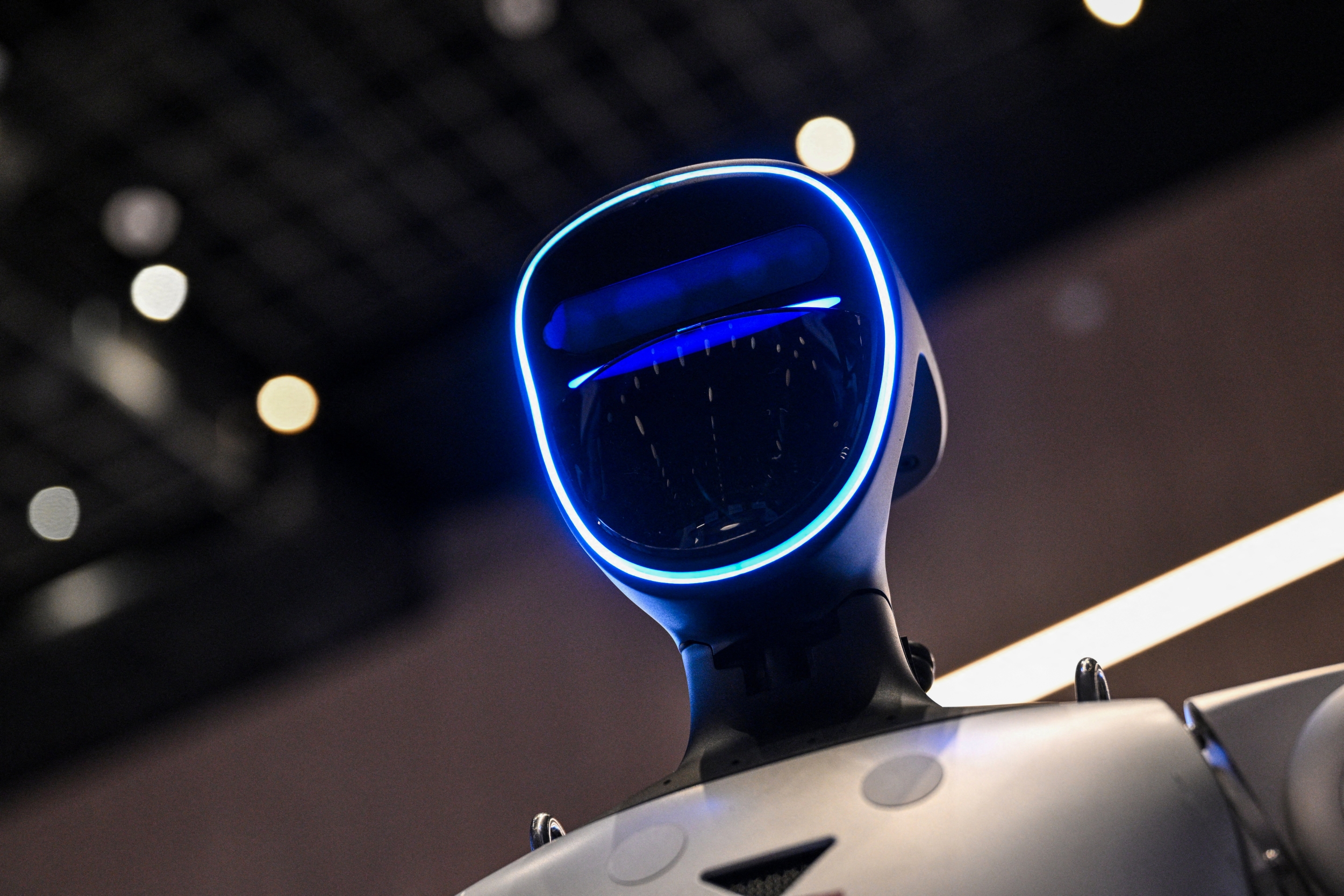 A Unitree humanoid robot, emblem of a sector now facing public-market scrutiny