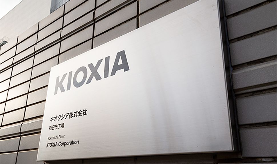 Kioxia's High Bandwidth Flash prototype module